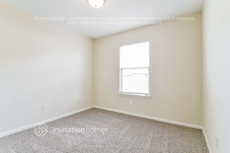 Building Photo - 22218 Doubletree Park Dr