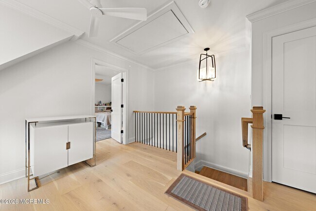 Building Photo - 225 Hance Rd