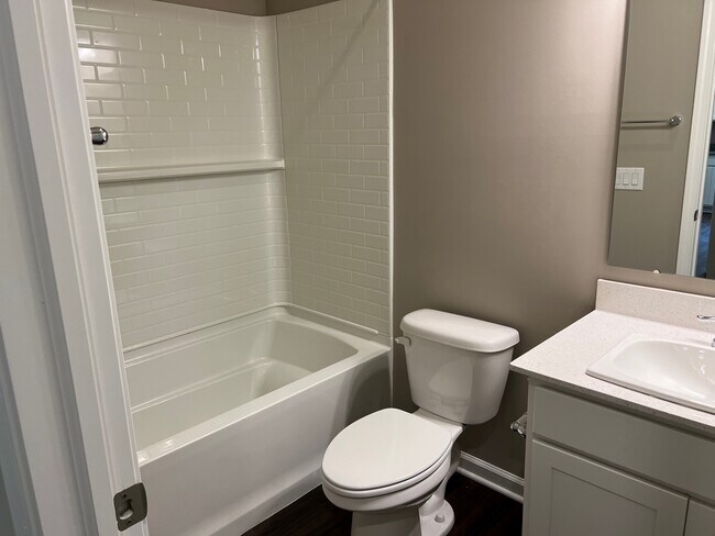 Building Photo - 5644 Brownstone Dr