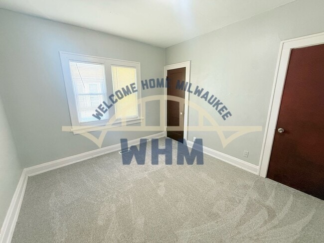 Building Photo - 2409 N 49th St