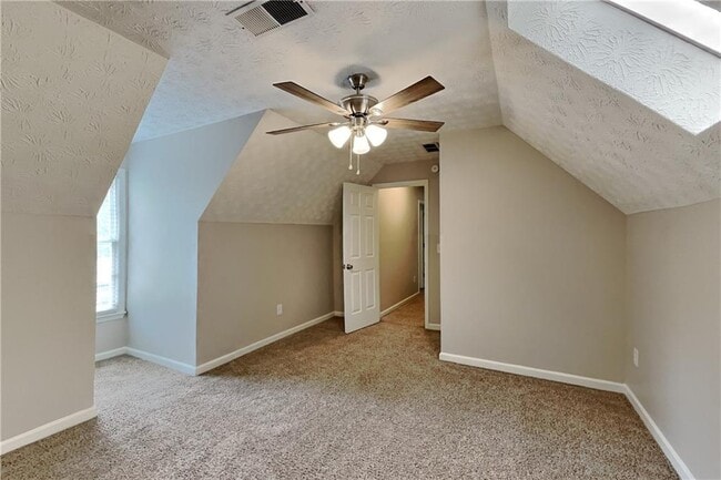 Building Photo - 1311 Bustling Ln SW