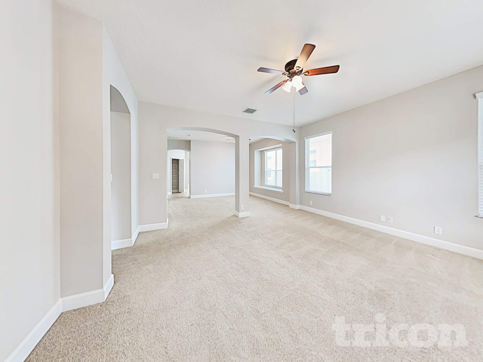 Building Photo - 614 Ravenshill Way