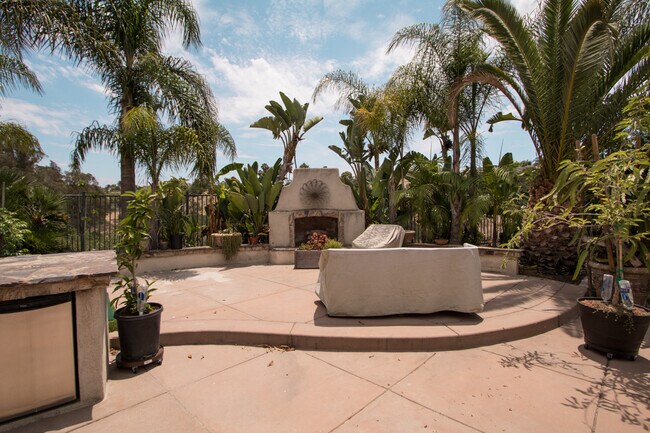 Building Photo - 3br/3.5ba Home in Carmel Valley-Torrey Hig...