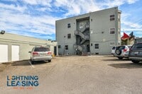 Building Photo - 723 S Alvarado St