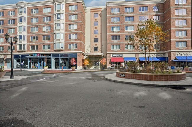 Building Photo - 3110 City Pl