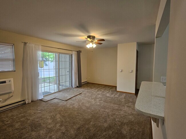Building Photo - 1548 W Sand Bar Ct