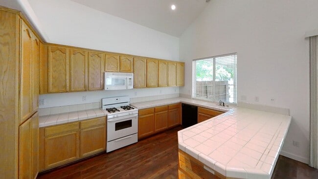 Building Photo - 2024 Natchez Way