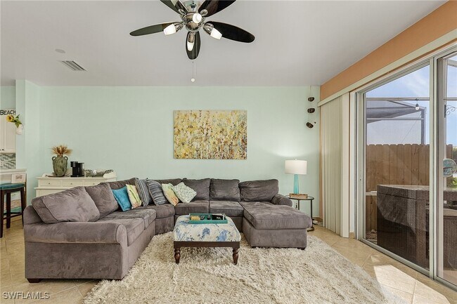 Building Photo - 8311 Village Edge Cir