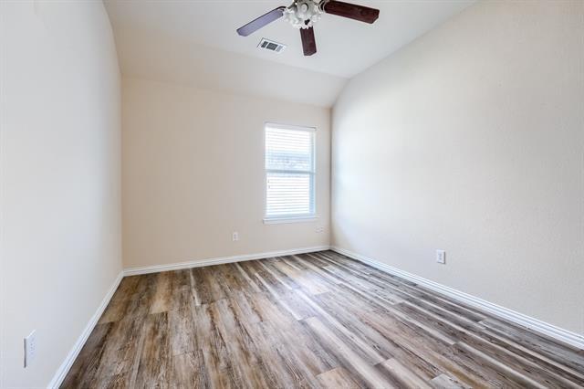 Building Photo - 2104 Jasmine Valley Drive