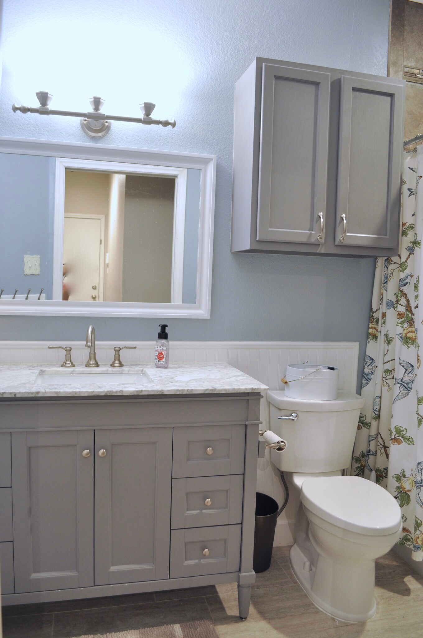 Guest Bath - 1405 Amber Day Dr