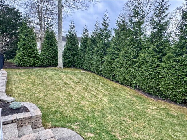 Building Photo - 34 Marian Ave