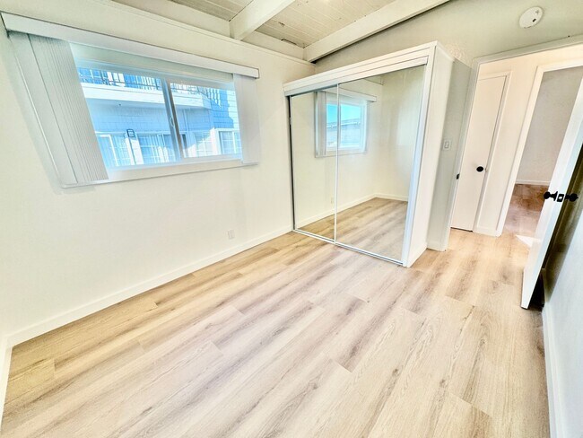 Building Photo - El Cerrito, Newly Renovated 2BR/1BA Upstairs Unit – Convenient Location!