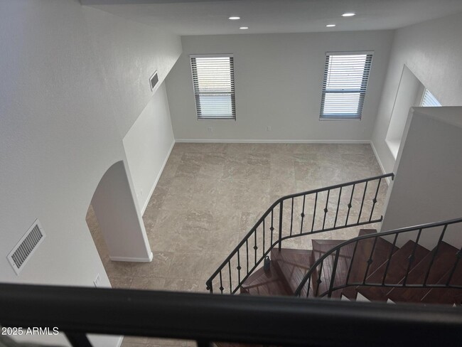 Building Photo - 6756 W Morrow Dr