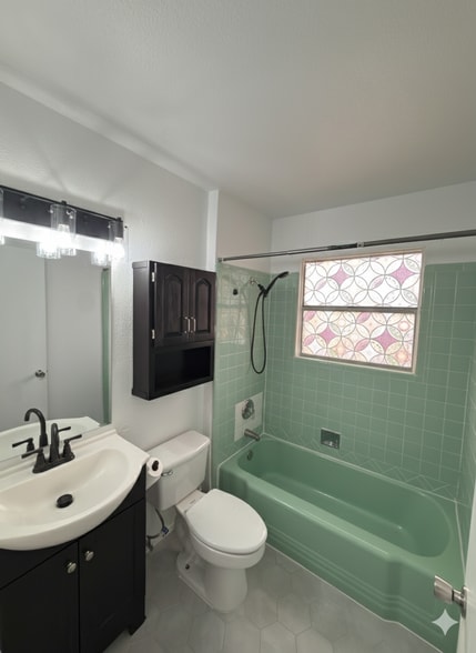 Building Photo - 4211 Tropical Dr