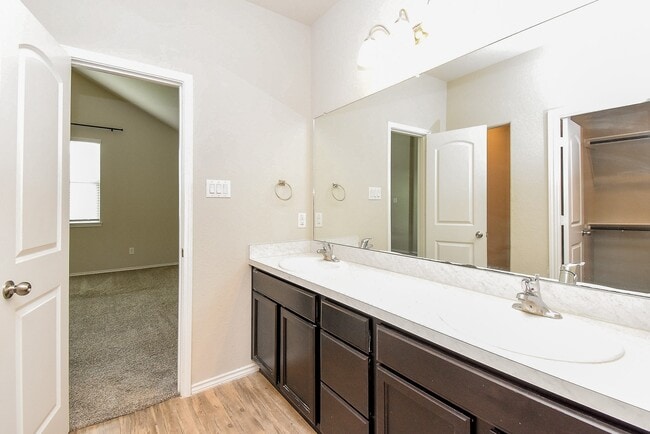 Building Photo - 5530 Redwood Summit Ln