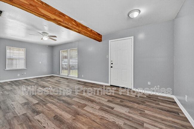 Building Photo - 401 S Contemporary Dr