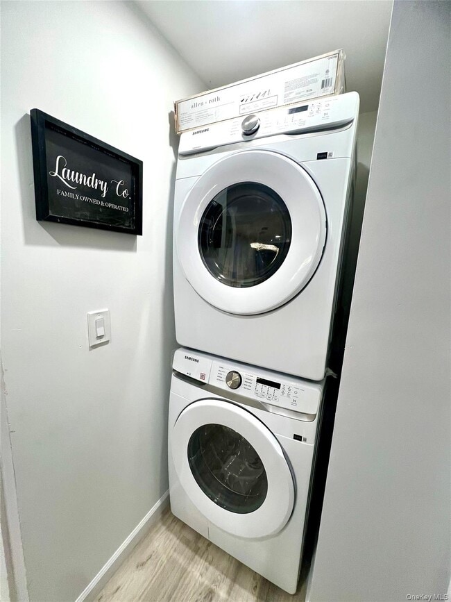 Building Photo - 126 W Main St