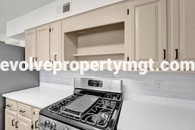 Building Photo - 1260 Cherrydale Cove