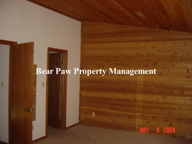 Building Photo - Great 2 bedroom Condo in North Evergreen!!