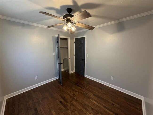 Building Photo - Quaint Home In Martin, TN!!!