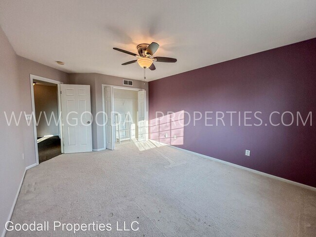 Building Photo - 2 br, 2 bath House - 3799 Village Run Dr #702