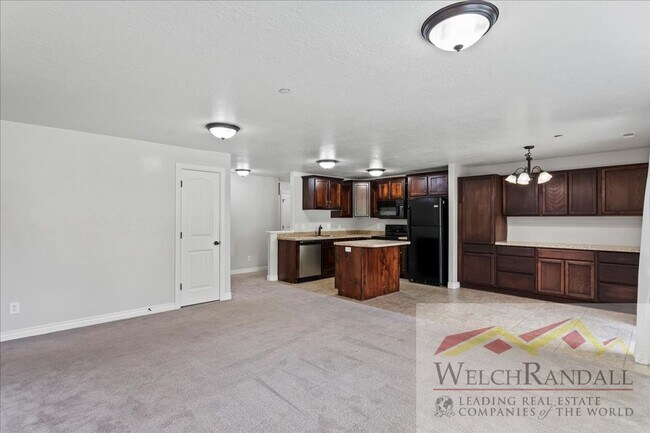 Building Photo - Beautiful 3 Bed 2 Bath Condo in Layton