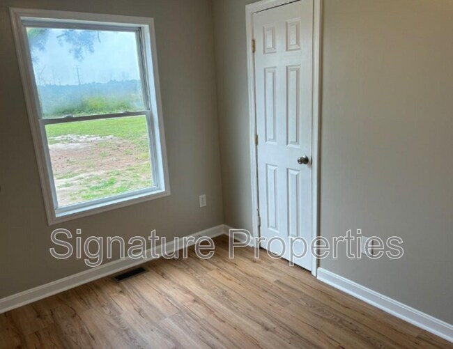 Building Photo - 7279 Howerton Rd