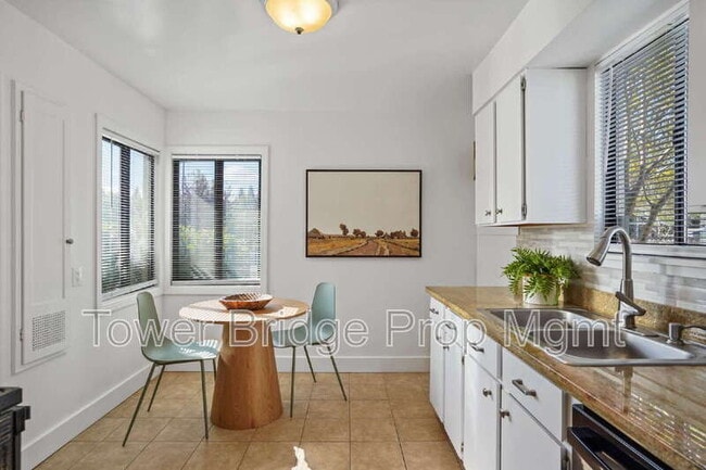 Building Photo - 3582 63rd St