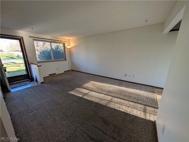 Building Photo - 3792 Baumberger Rd