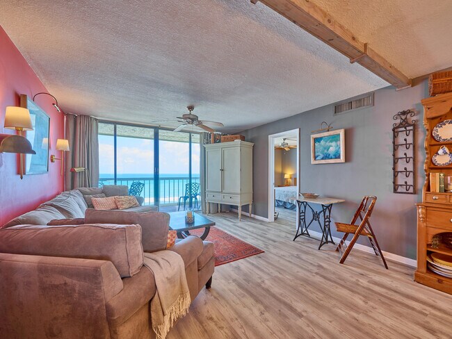 Building Photo - 10600 S Ocean Dr
