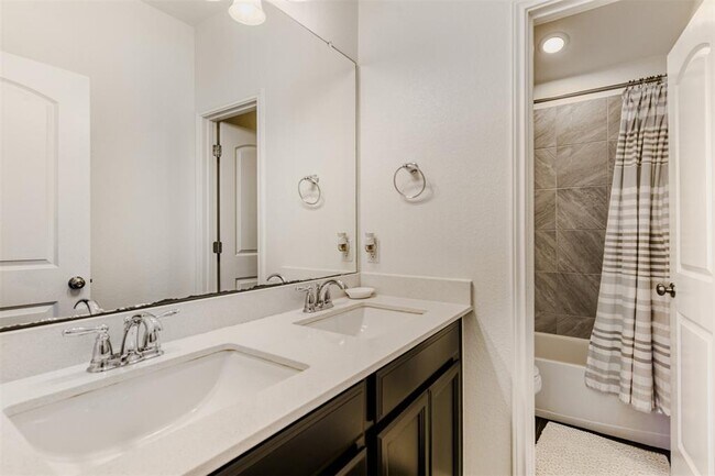 Building Photo - 3332 De Coronado Trail