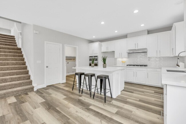 Building Photo - Gorgeous East Elk Grove Home