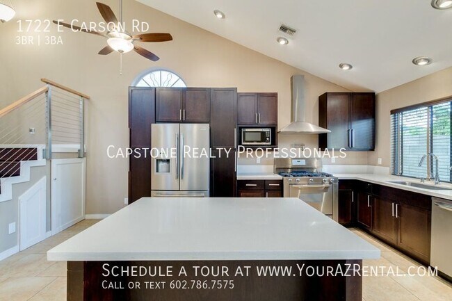 Building Photo - 1722 E Carson Rd