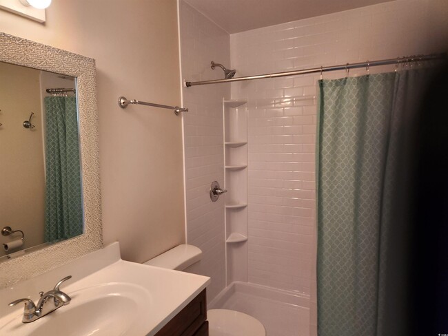 Building Photo - 5167 Inlet Garden Ct