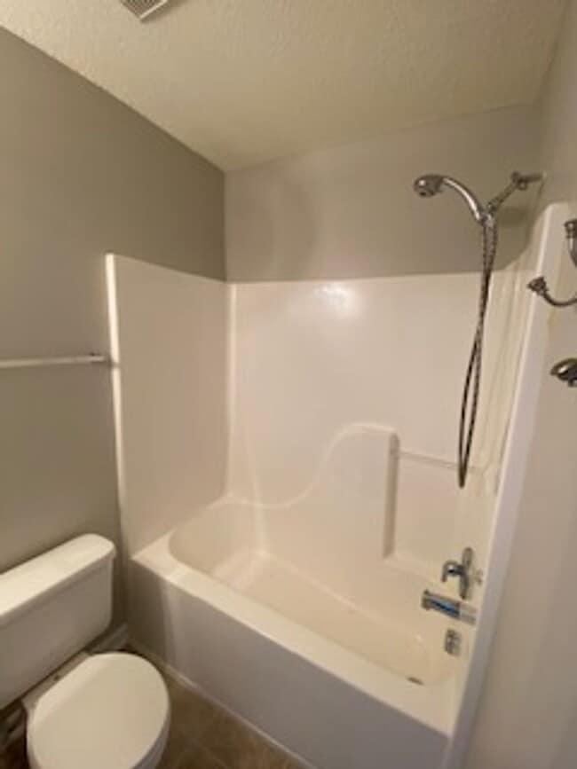 Building Photo - 3 Bedroom 2.5 Home in NE Columbia MOVE IN BY 2/28/26 26 RECEIVE $300 OFF FIRST MONTH'S RENT!!!!!!