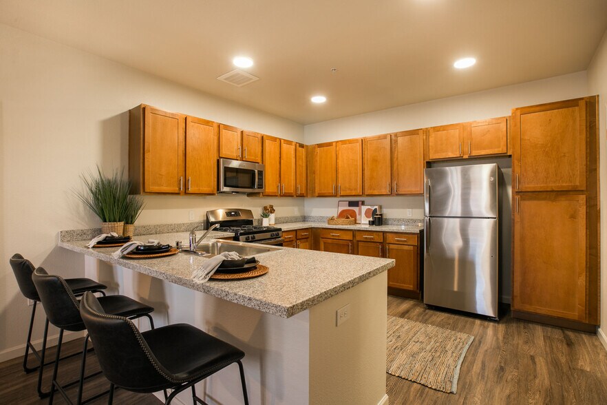 South Meadows 2800 S Meadows Rd Santa Fe NM 87507 Apartment Finder