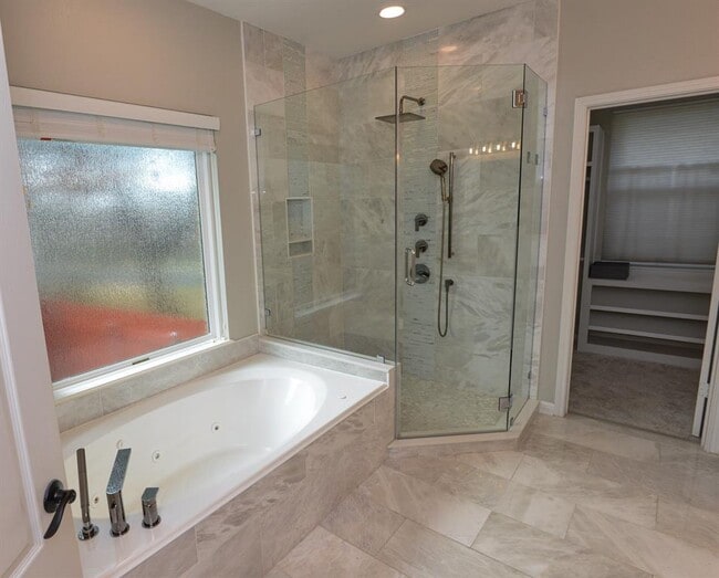 Building Photo - 8517 Sweet Cherry Dr