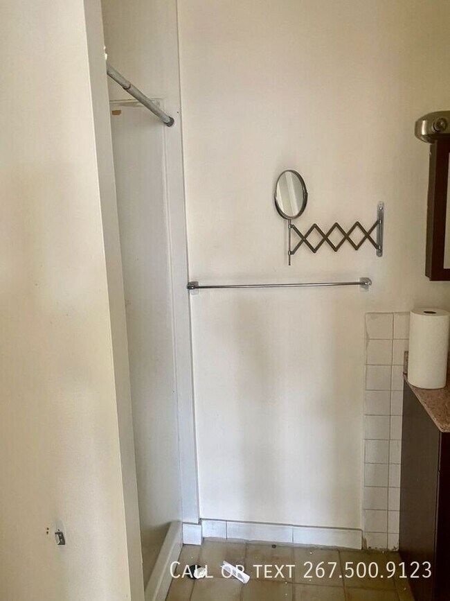 Building Photo - 303 South St