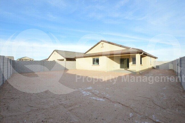 Building Photo - 2569 N Mcdonald Ln