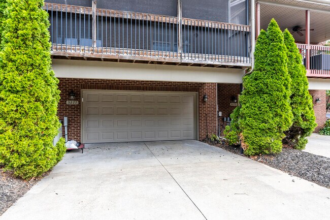 Building Photo - 3277 Beaumont Centre Cir