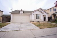 Building Photo - Spacious 3 Bed/2 Bath!