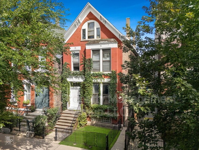 Primary Photo - 835 N Paulina St
