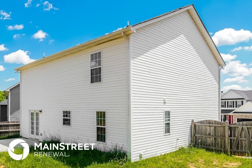 Building Photo - 1133 Cloud View Dr