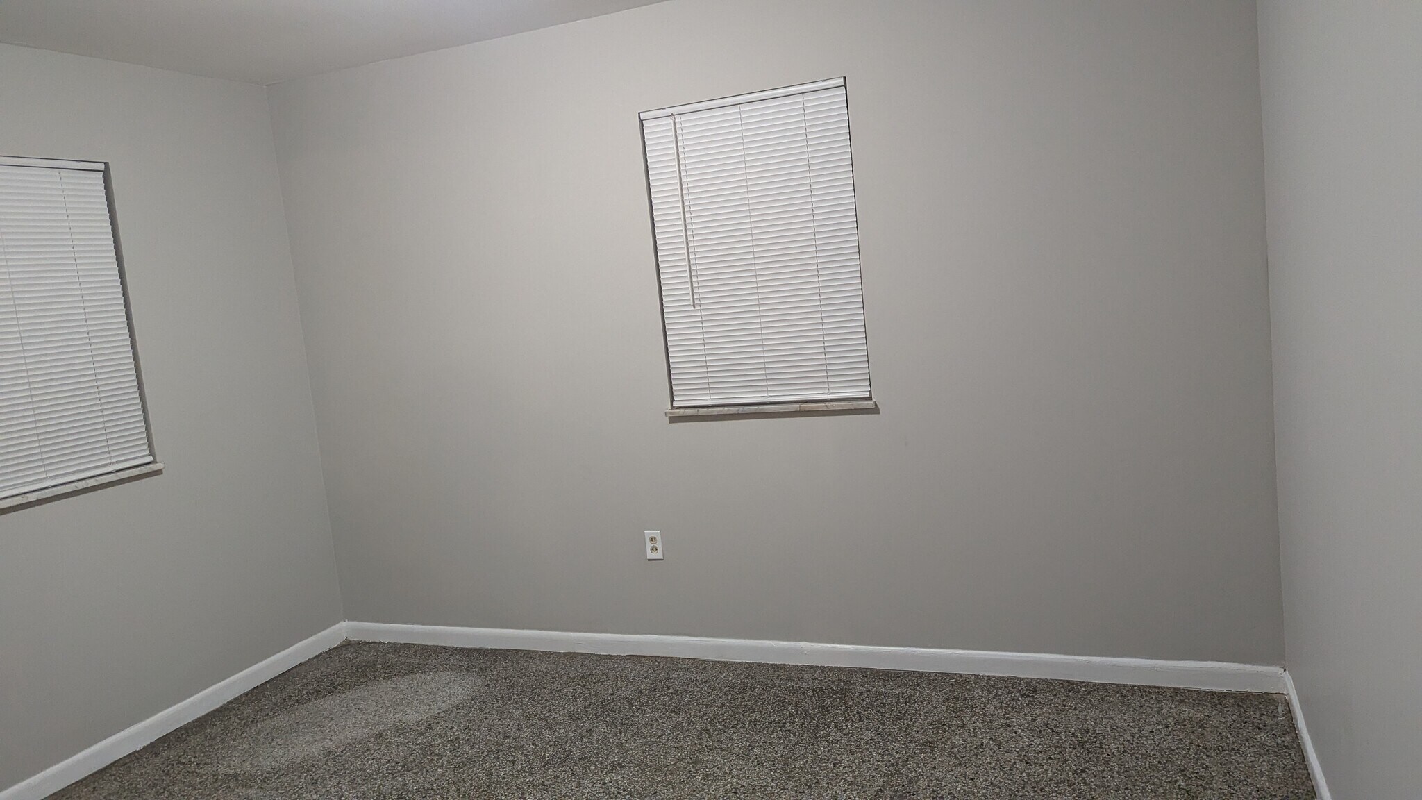 Building Photo - 709 Arrowhead Trl