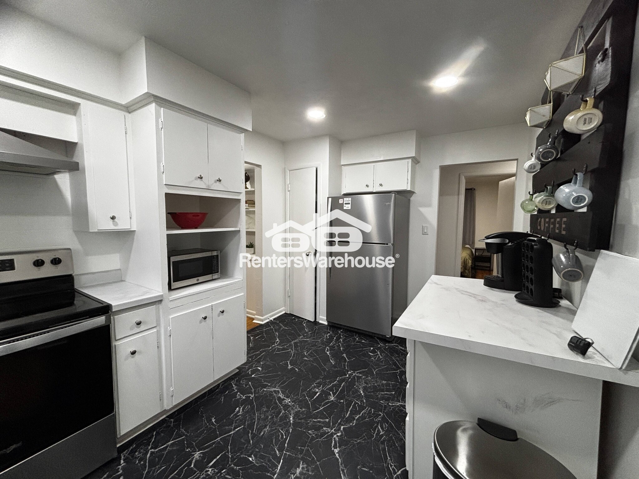 Building Photo - 2816 Vine St