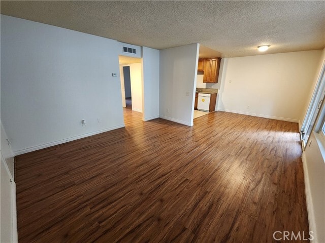 Building Photo - 1355 N San Diego Ave