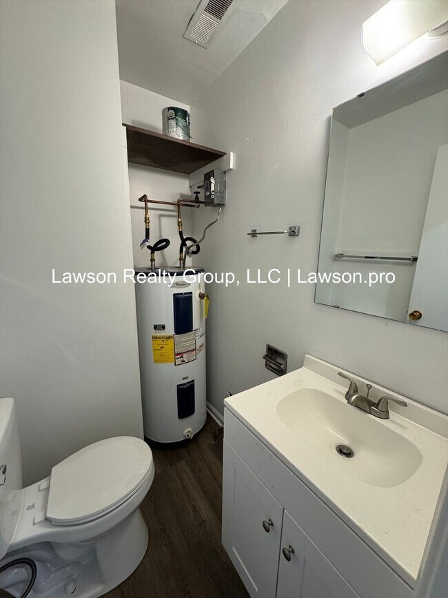 Building Photo - Pennsylvania 4501-4503