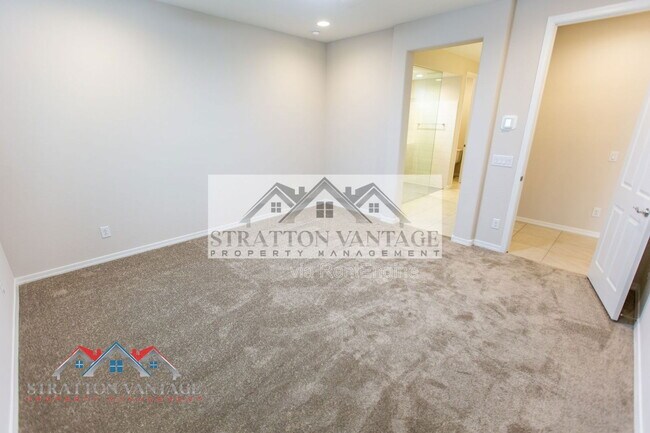 Building Photo - 17645 W Palo Verde Dr