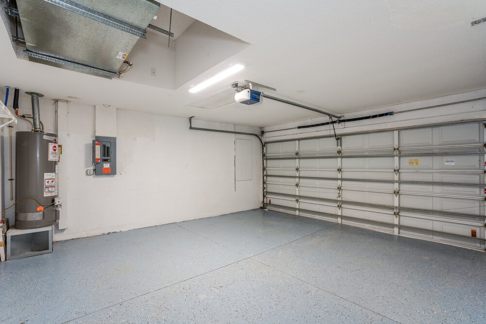 Building Photo - 1605 Scotch Pine Dr