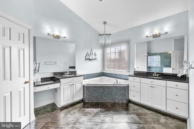 Building Photo - 5187 Brawner Pl